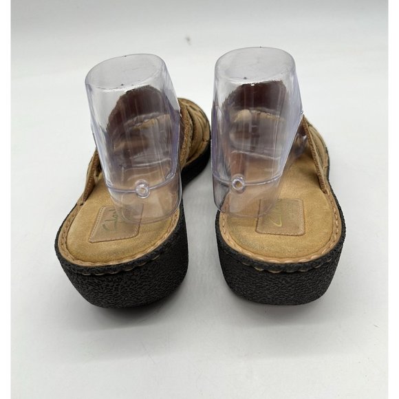 Clarks Artisan Sandals Womens Slip On Suede Leather Flats Active Air Tan 11 M - Picture 3 of 8